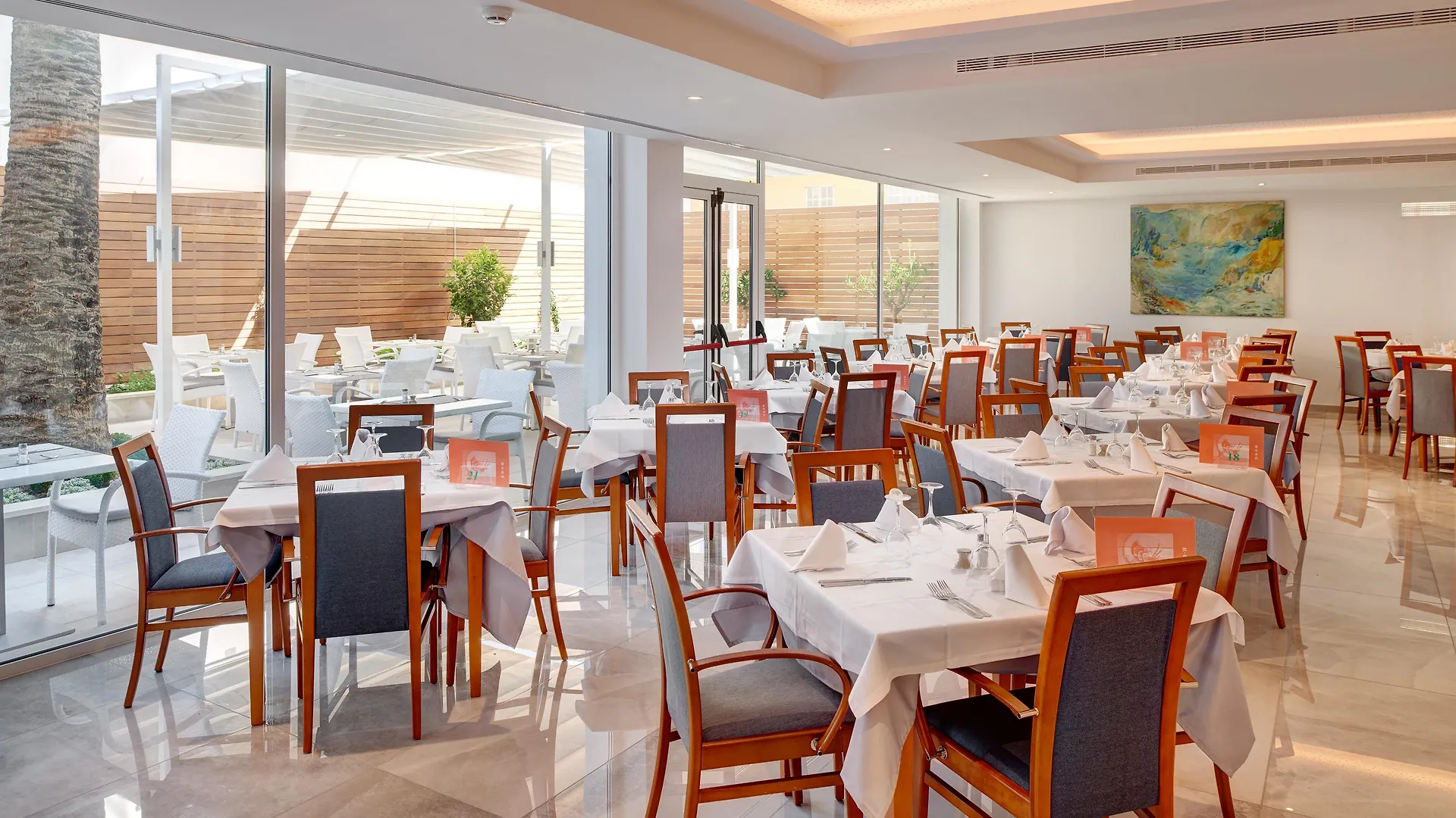 Hotel Girasol كالا مييور